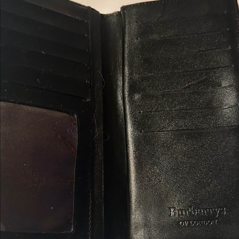 Burberry Beige and Black Checkered Wallet - Picture 2 of 4